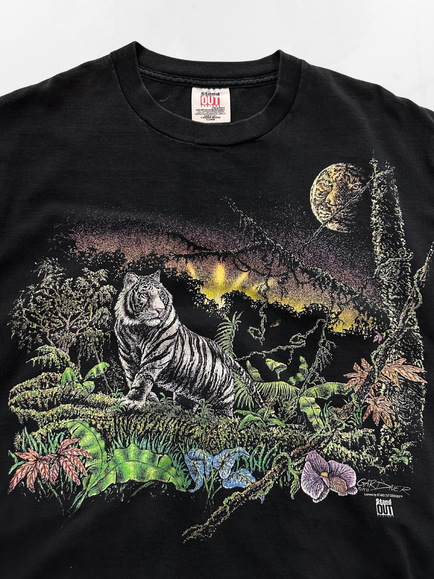 Nature White Tiger ‘93 Black T-shirt (XL)