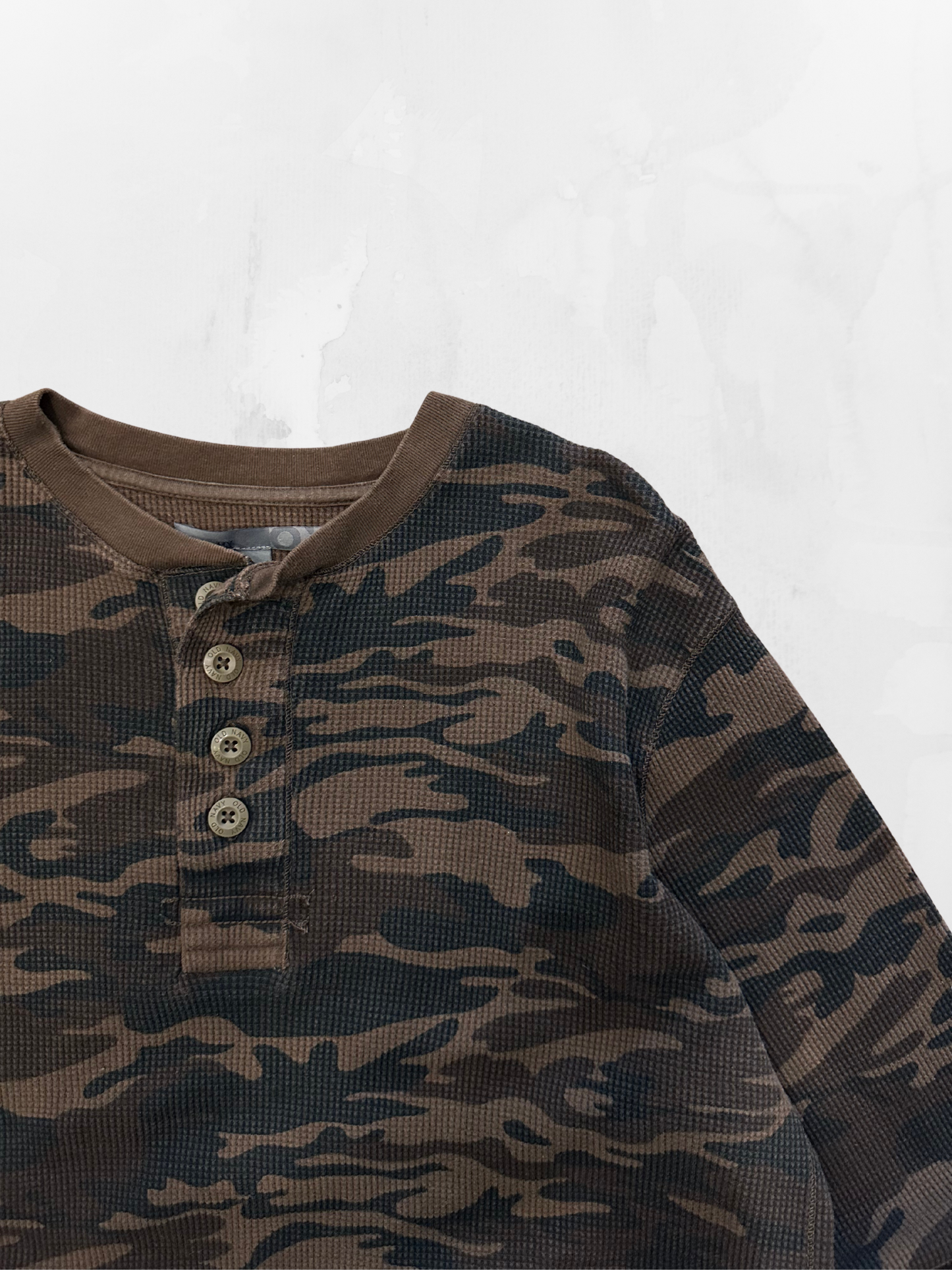 Old Navy 00s Brown Camo Longsleeve Thermal (XL)
